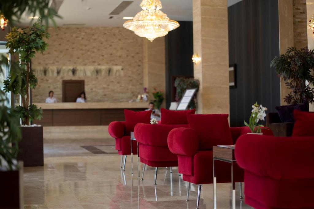 North Point Hotel 데니즐리 외부 사진