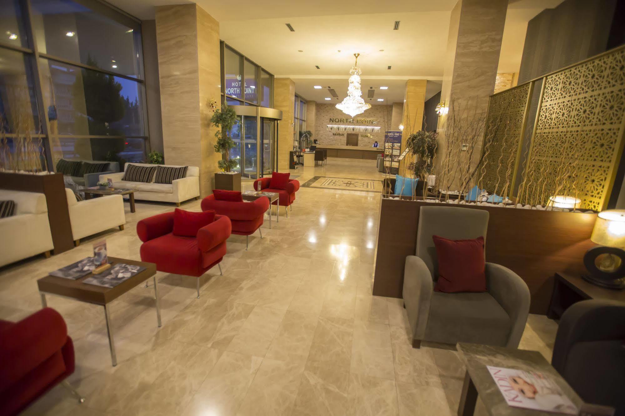 North Point Hotel 데니즐리 외부 사진